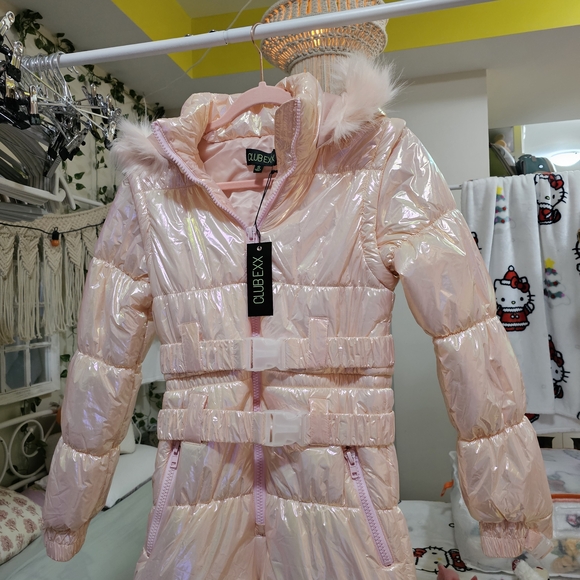 Stylish Pink Puffer Jacket - Picture 8 of 9